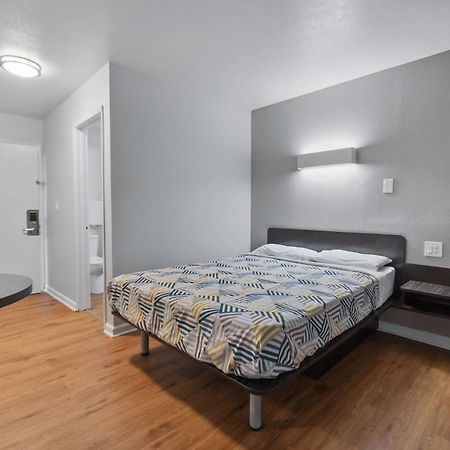 Motel 6-Normal, Il - Bloomington Area Zewnętrze zdjęcie